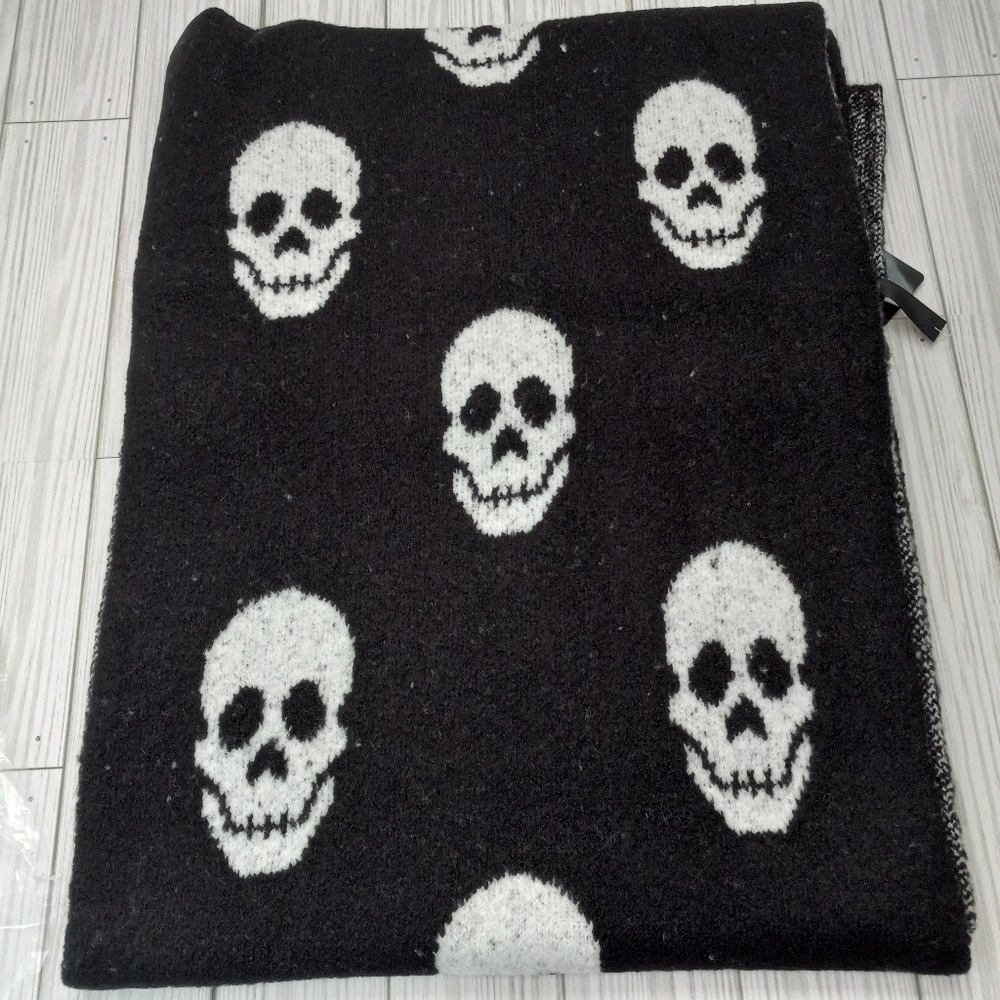 Torrid Oblong Skull Blanket Scarf